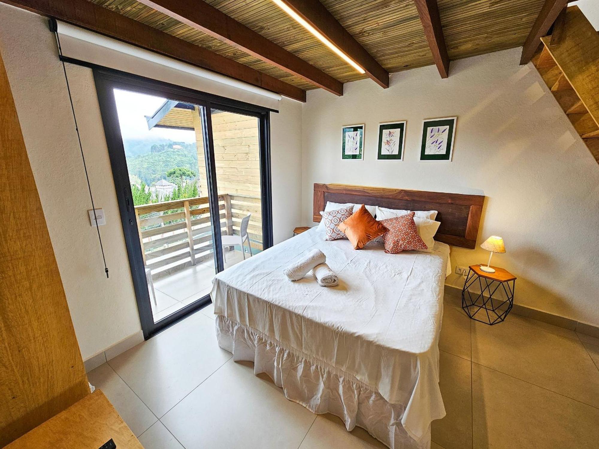 Estudios Capivari By The